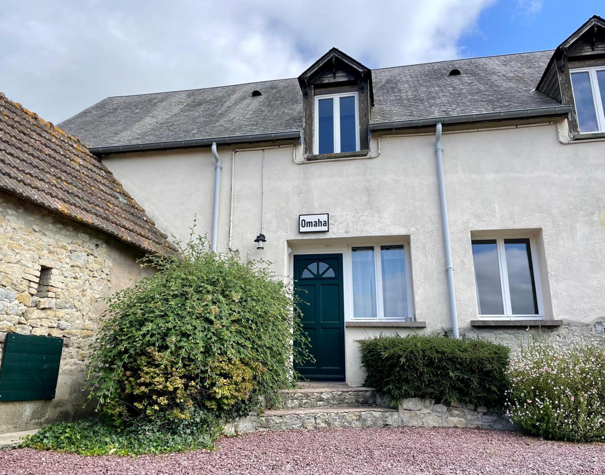 Gite Omaha 3 Etoiles - La Ferme Delaunay Saint-Come-du-Mont ภายนอก รูปภาพ